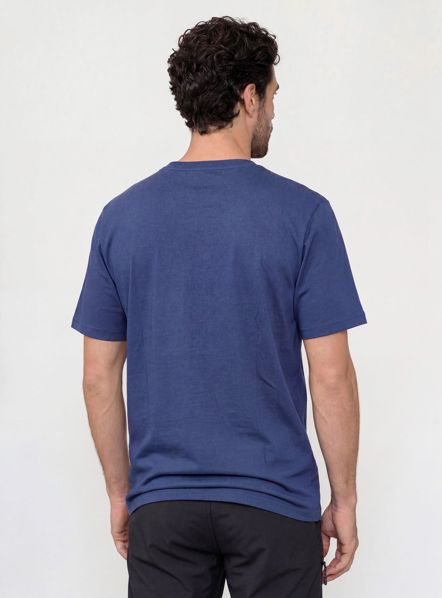 Polera Estampada Hombre Pumalín color azul
