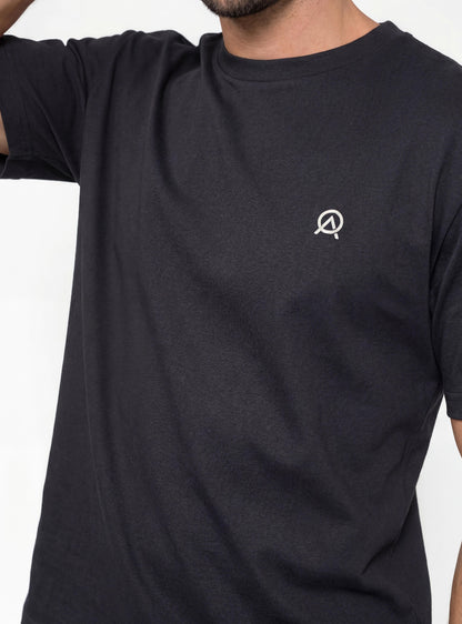 Polera Estampada Hombre Pumalín color Negro